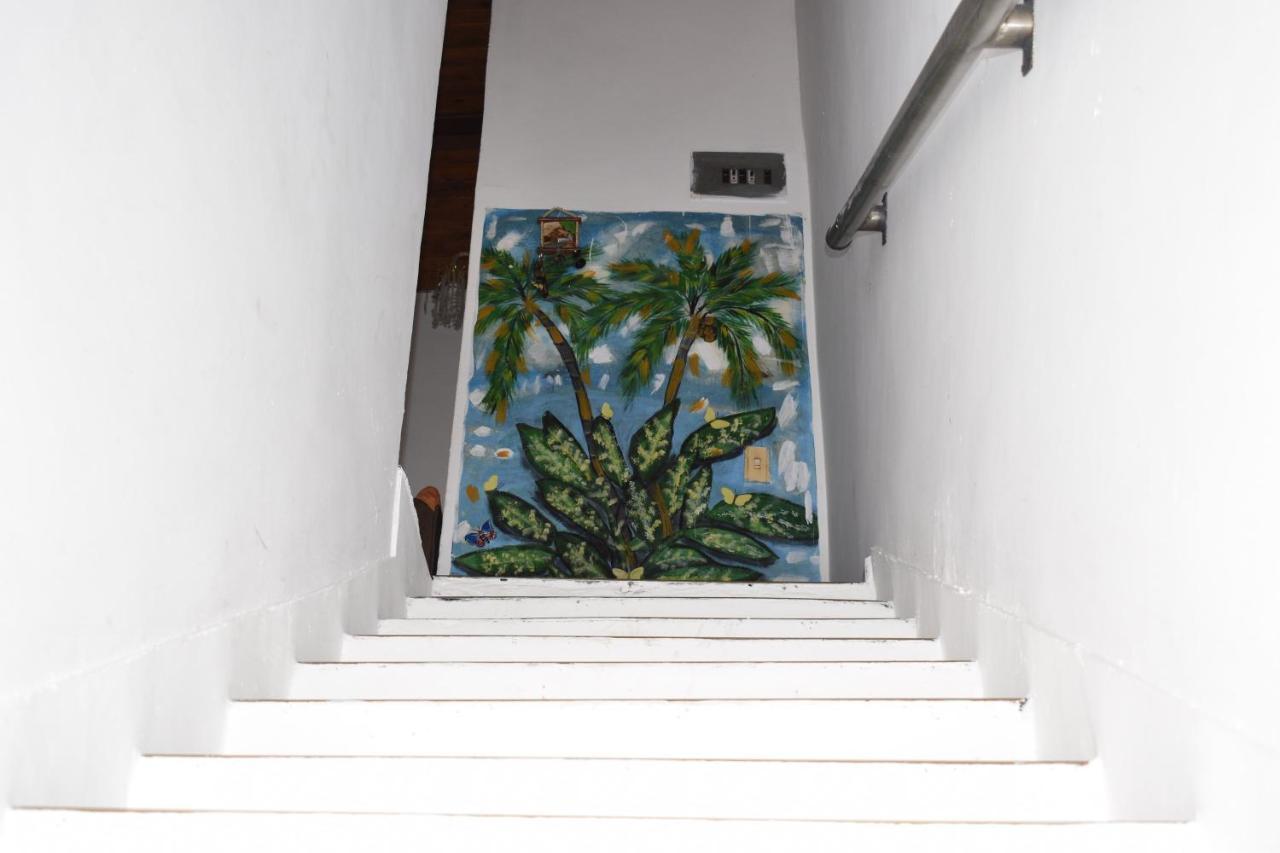 Artesanos Y Turistas Apartment Guatape Exterior photo