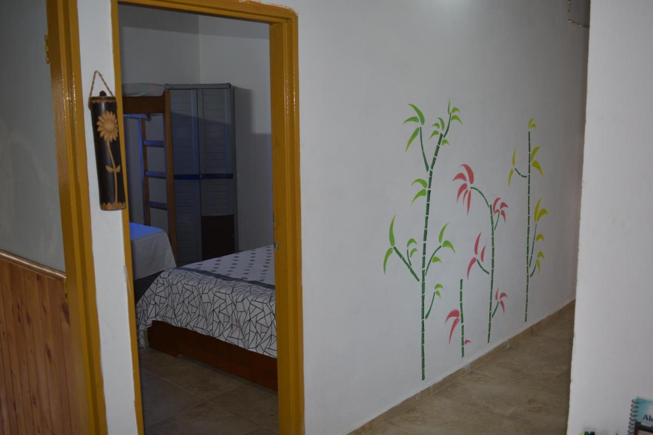 Artesanos Y Turistas Apartment Guatape Exterior photo